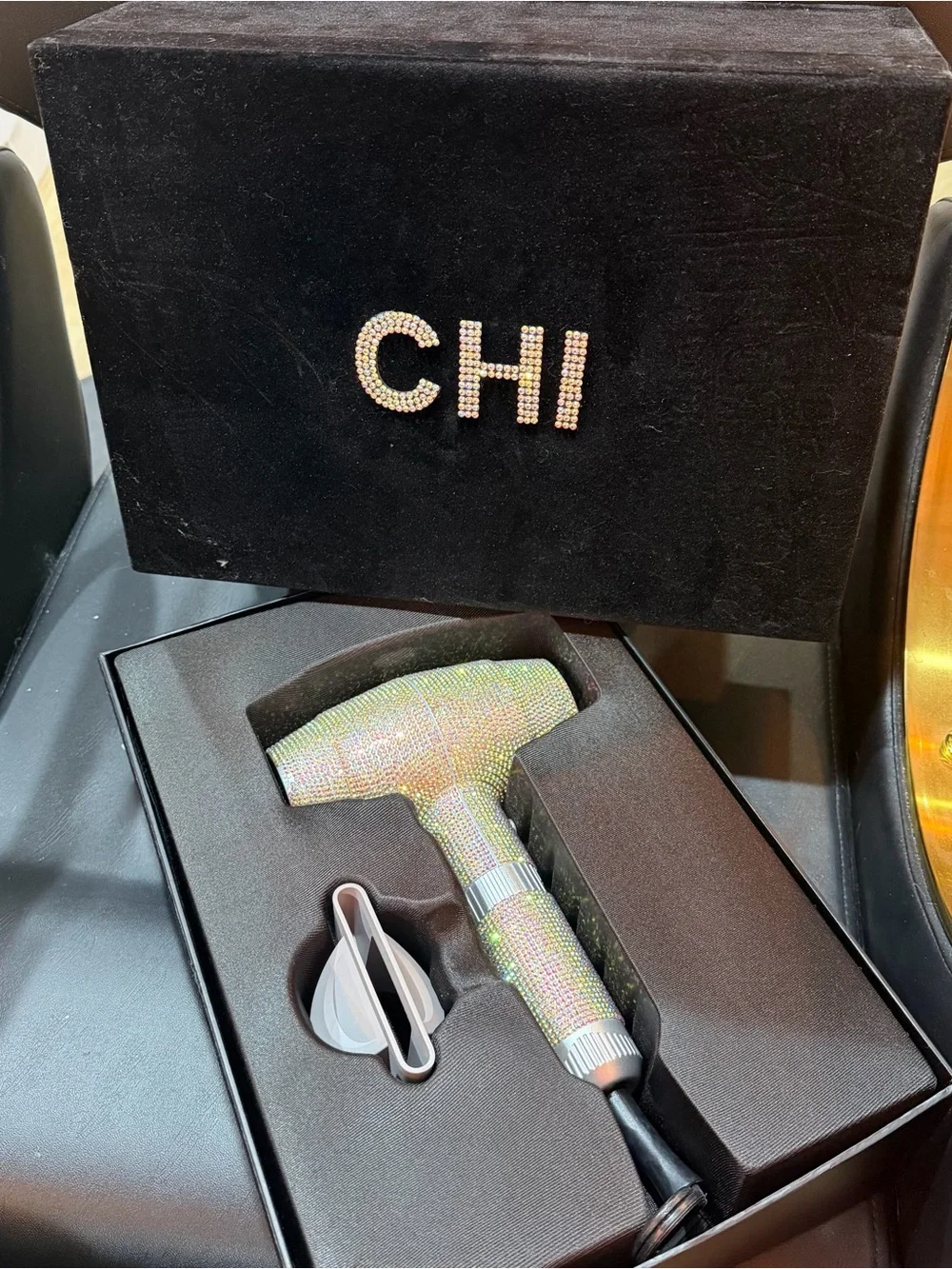 CHI Crystal-Embellished Hair Accessory in Pink